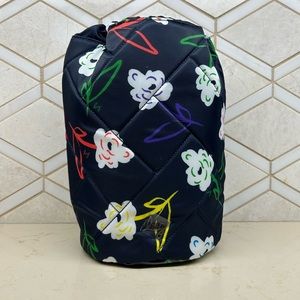 ** Tumbler Storage Pouch  **